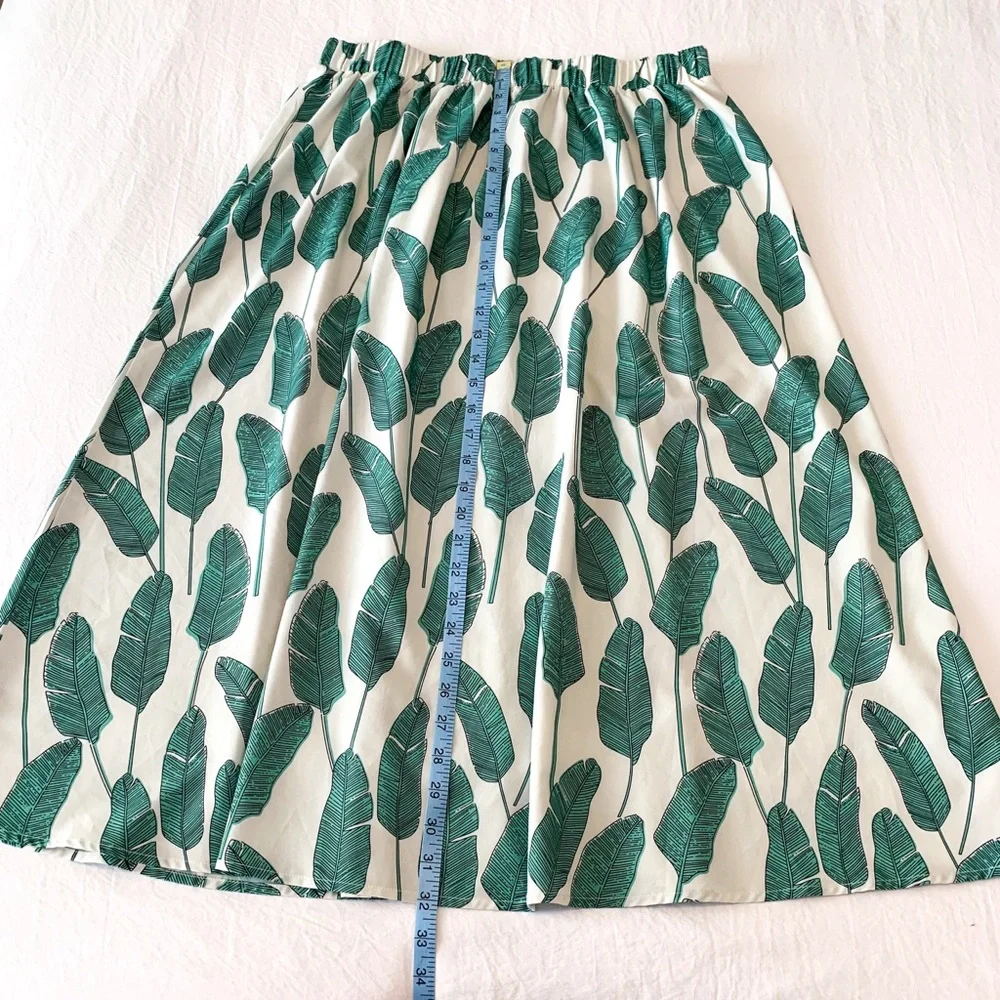 Tropical skirt white & green leaf print calf length skirt fits sizes large to XL
